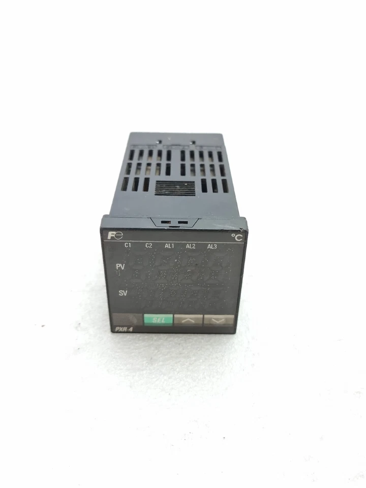 Fuji Electric PXR4TAY1-1V070 Temperature Controller 100-240Vac 50/60Hz 12VA